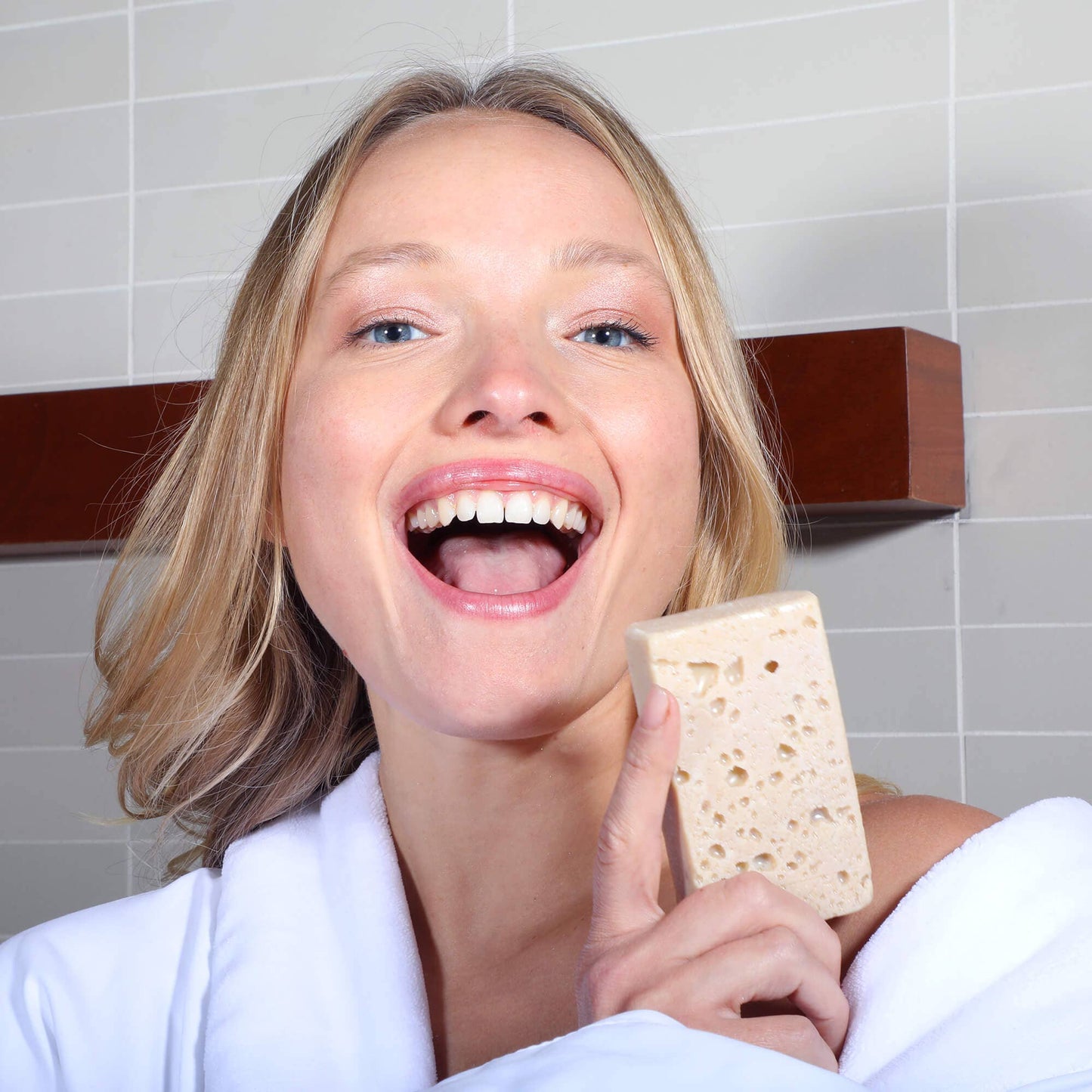 T.TAiO - Afterspa - AfterSpa Oatmeal Bath & Shower Soap Sponge